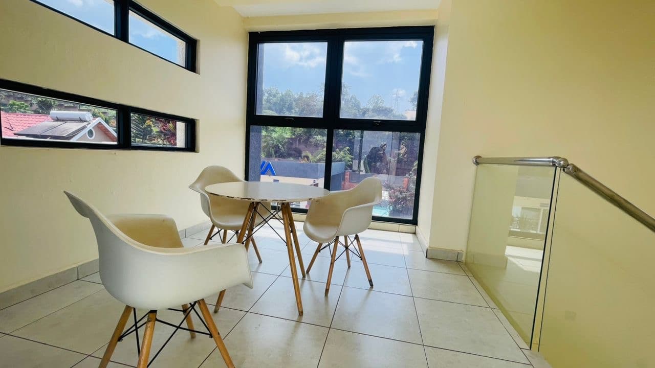 Two-Bedroom Apartment photo 4